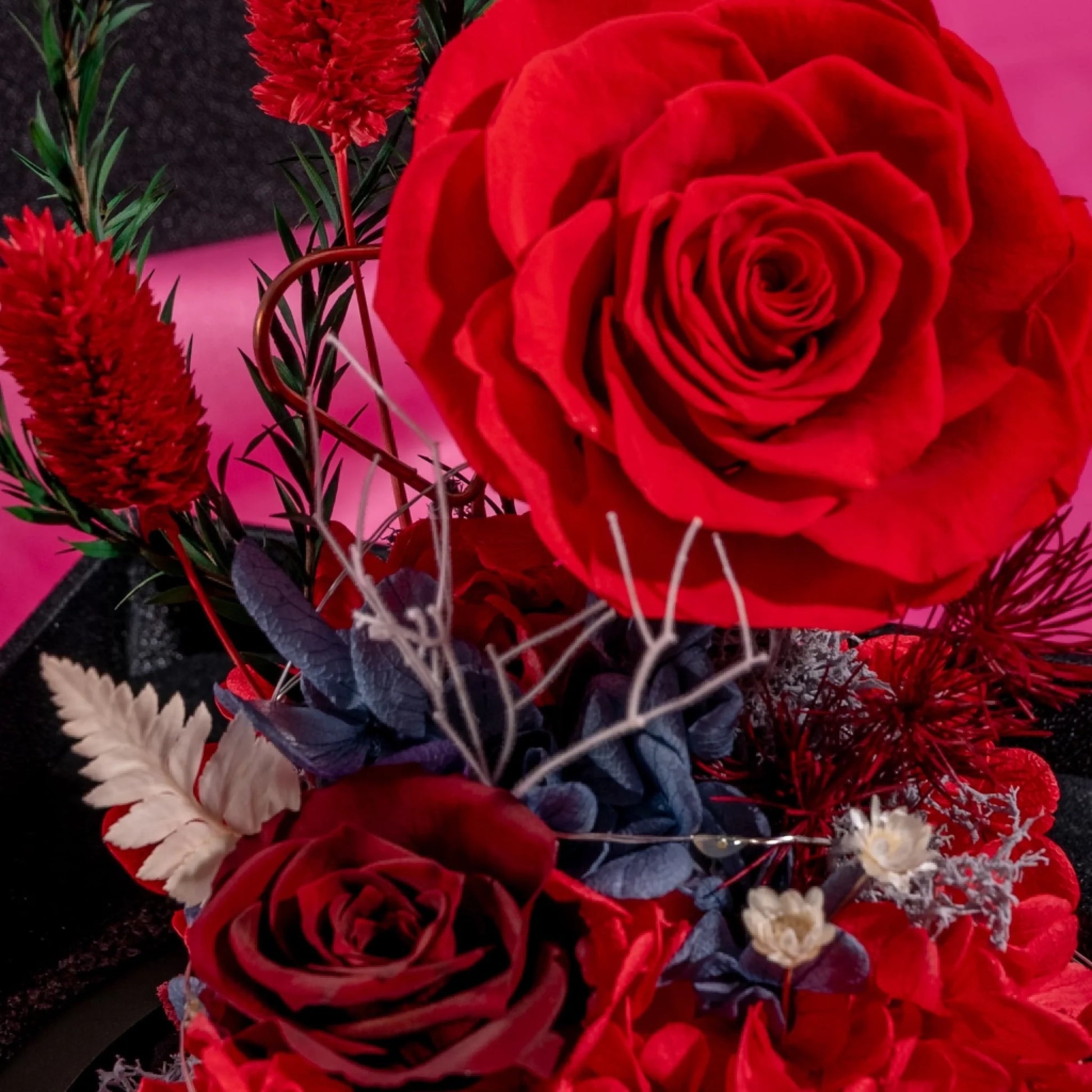 flowerchimp-gift-forever-flame-preserved-rose-2500x2500-04 - Copy