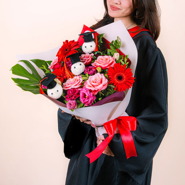 Trailblazer Graduation Bouquet